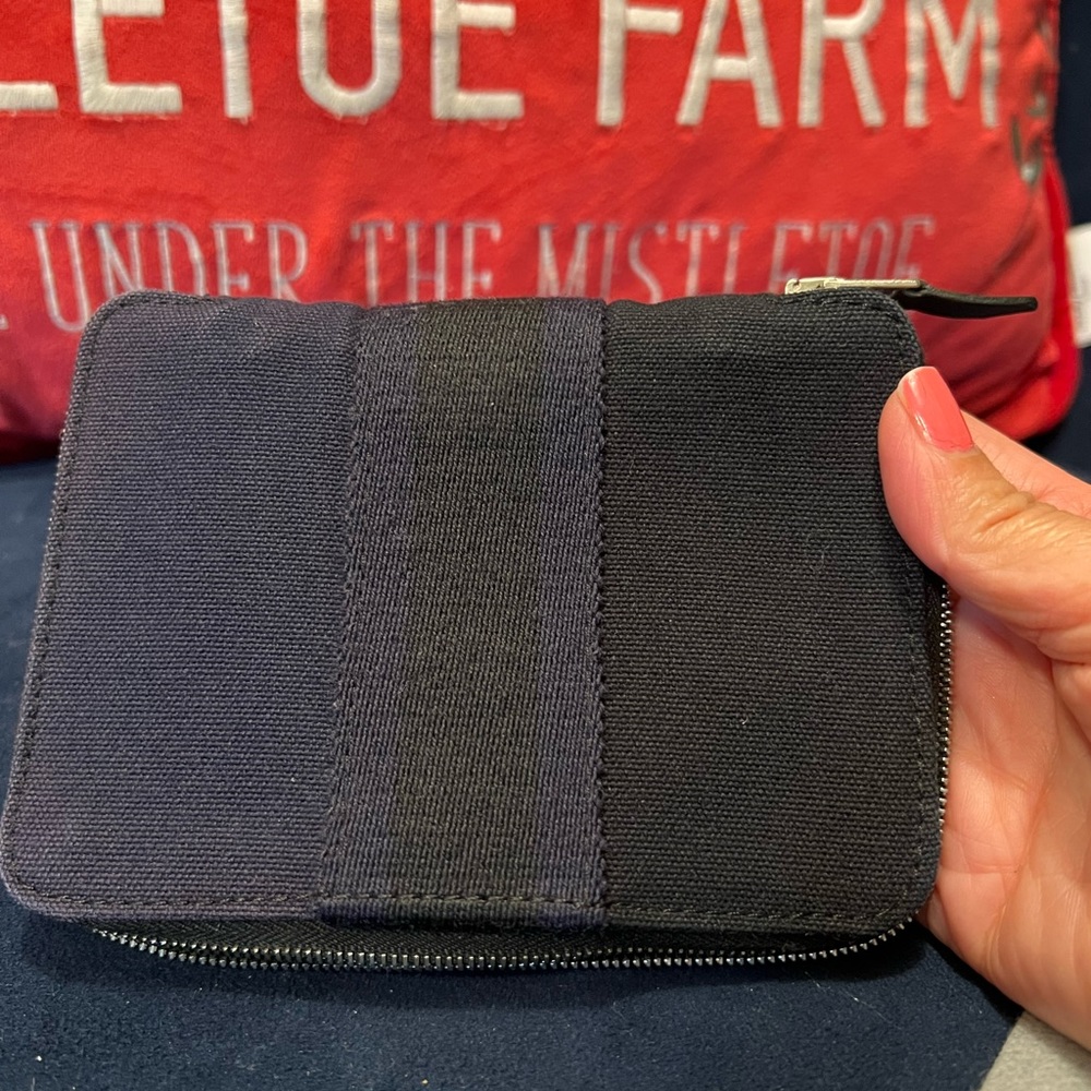 Hermes Wallet - Picture 2 of 13